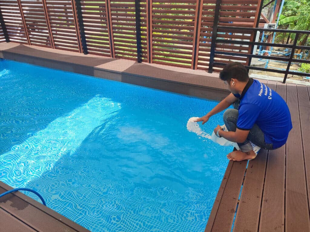 บริการดูแลสระว่ายนน้ำ Intex-1